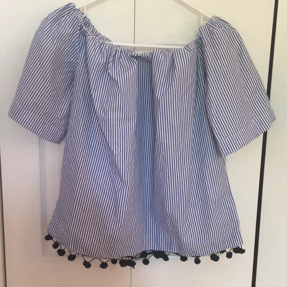 Style Envy off-the-shoulder shirt